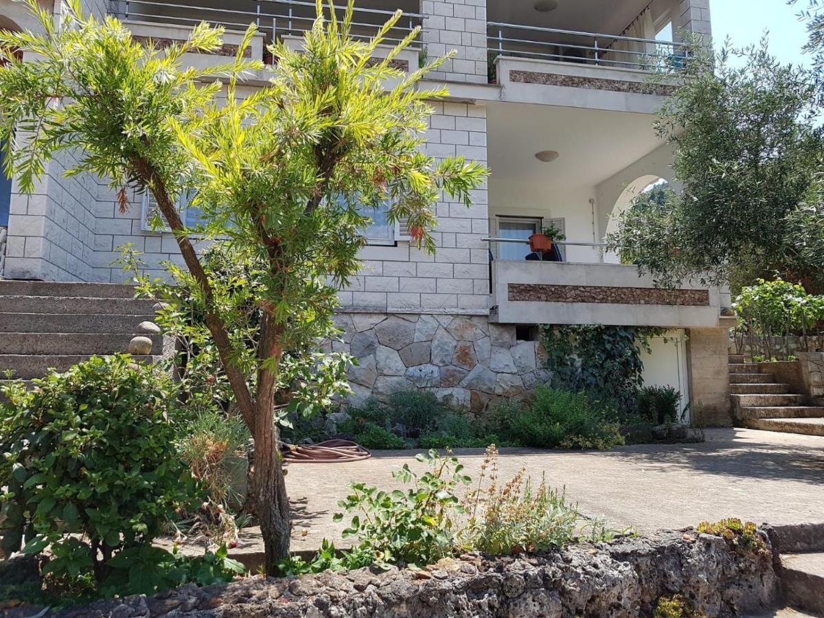Apartmani Luka Zrnovo Exterior foto